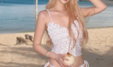 沙滩美女